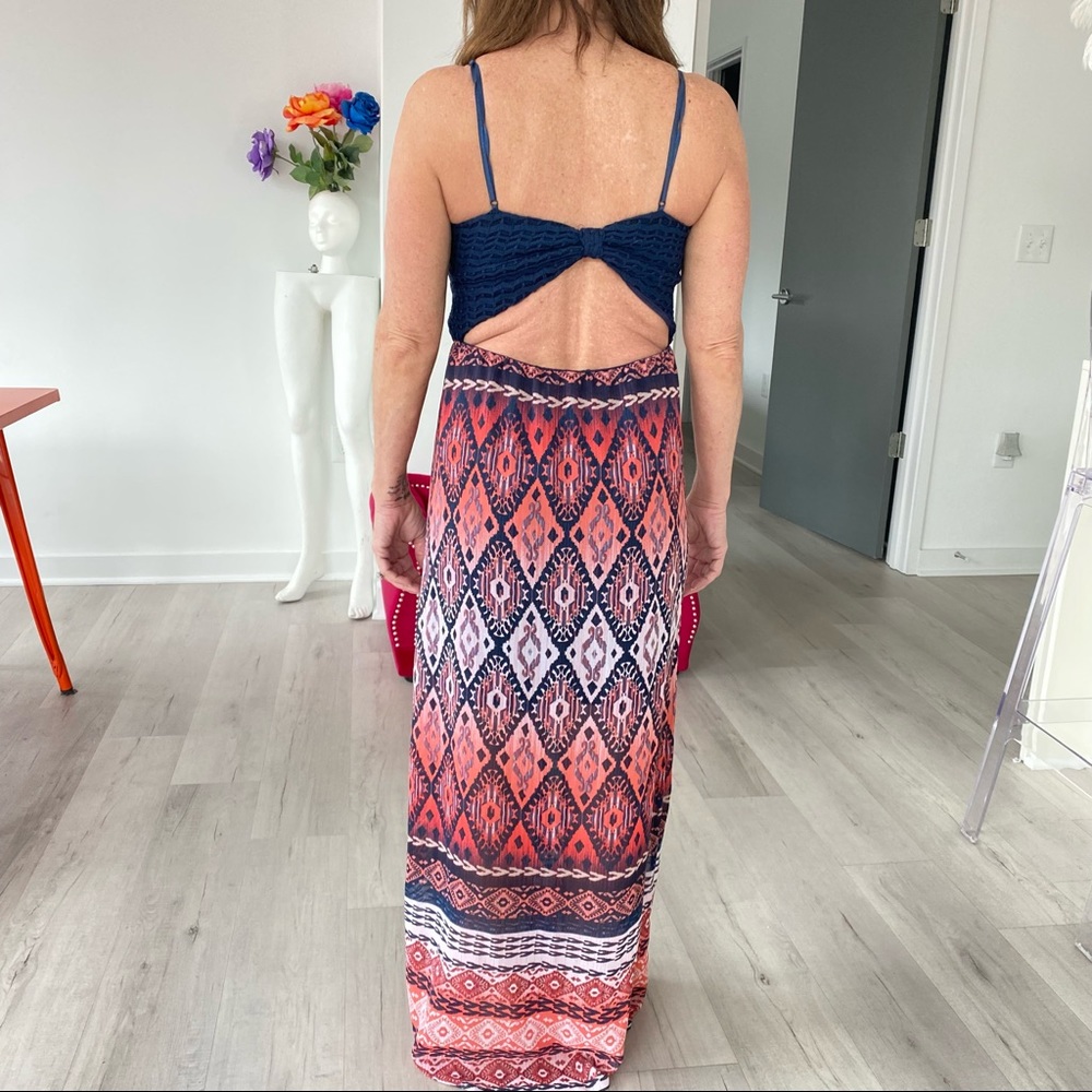❤️ Trixxi Crochet Cut Out Open Back Maxi Dress